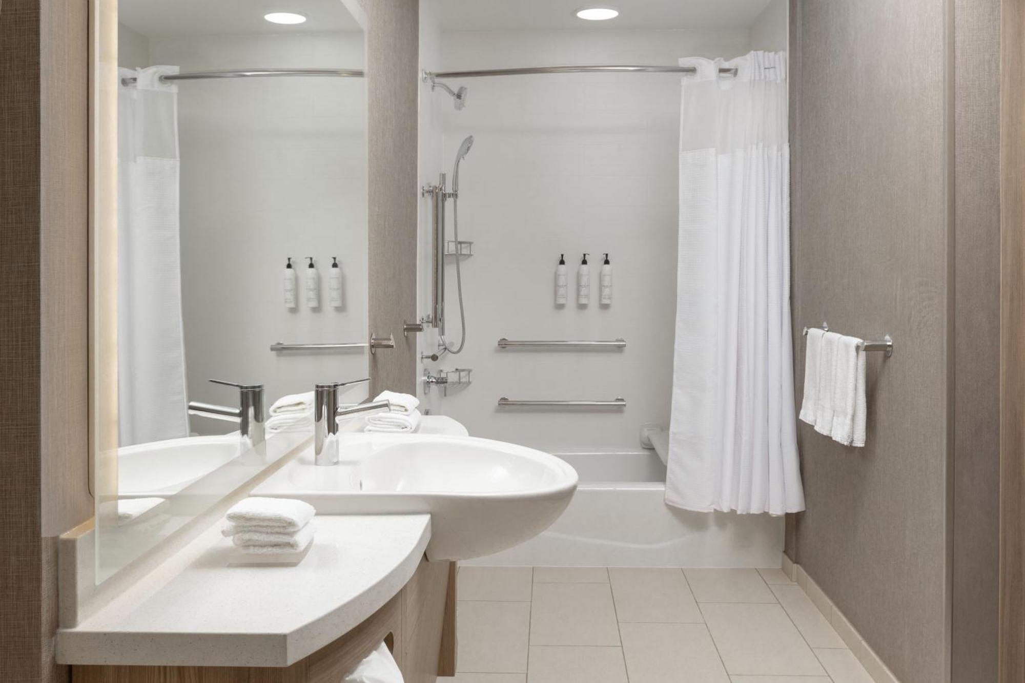 Springhill Suites By Marriott Pleasanton Zewnętrze zdjęcie